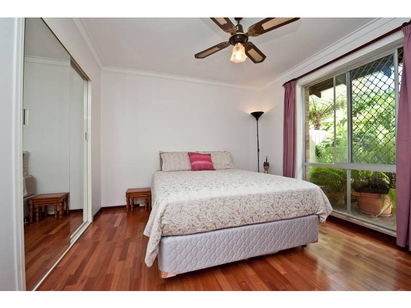 4/2 Cothill Court, Eden Hill WA 6054