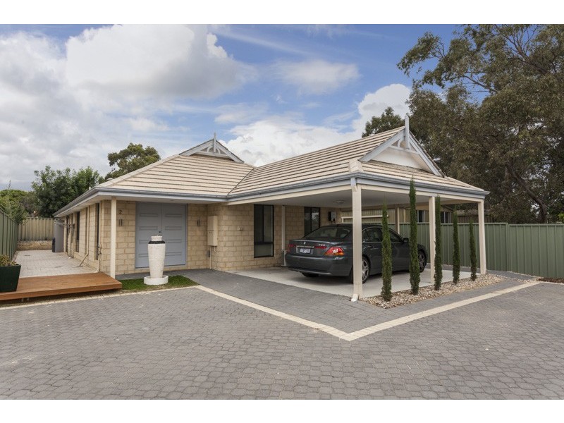 2/138A Queens Roads, South Guildford WA 6055