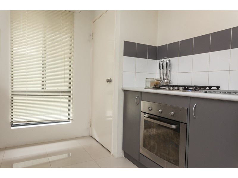 2/138A Queens Roads, South Guildford WA 6055