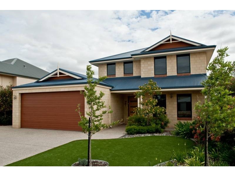 21 Januk Turn, South Guildford WA 6055