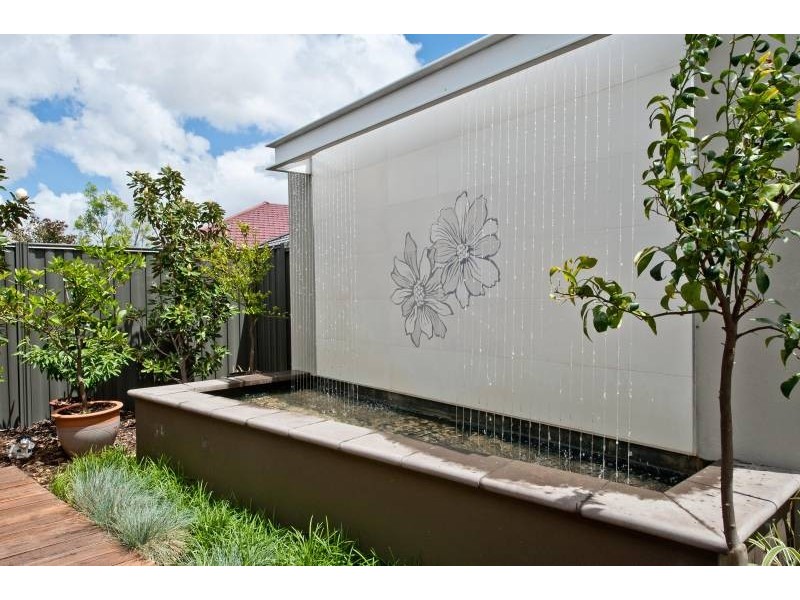 16 Safford Avenue, Aveley WA 6069