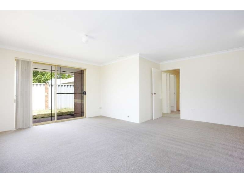 4/131 West Road, Bassendean WA 6054