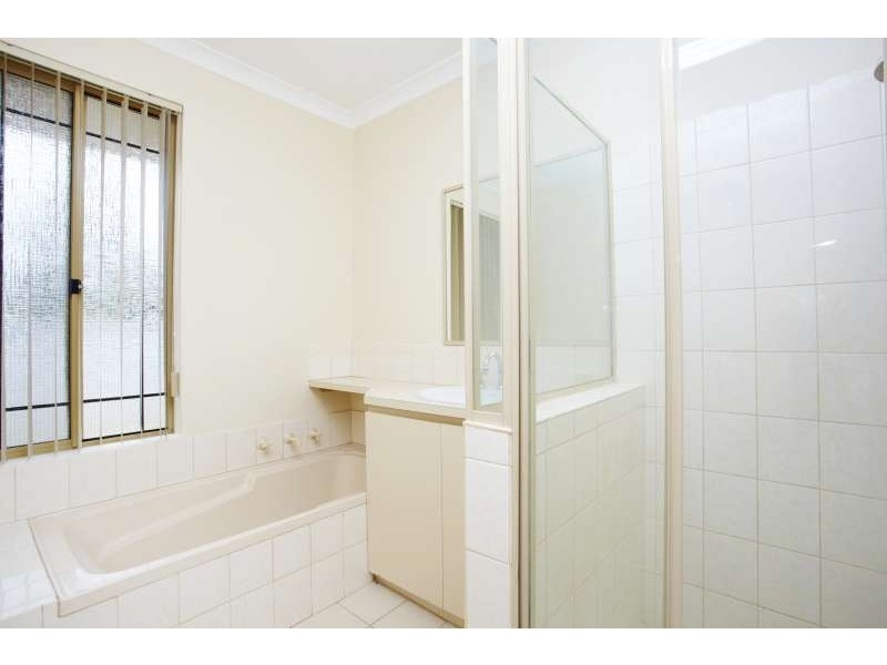 4/131 West Road, Bassendean WA 6054