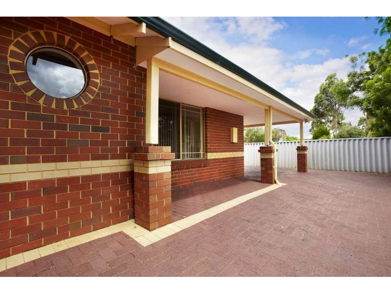 4/131 West Road, Bassendean WA 6054