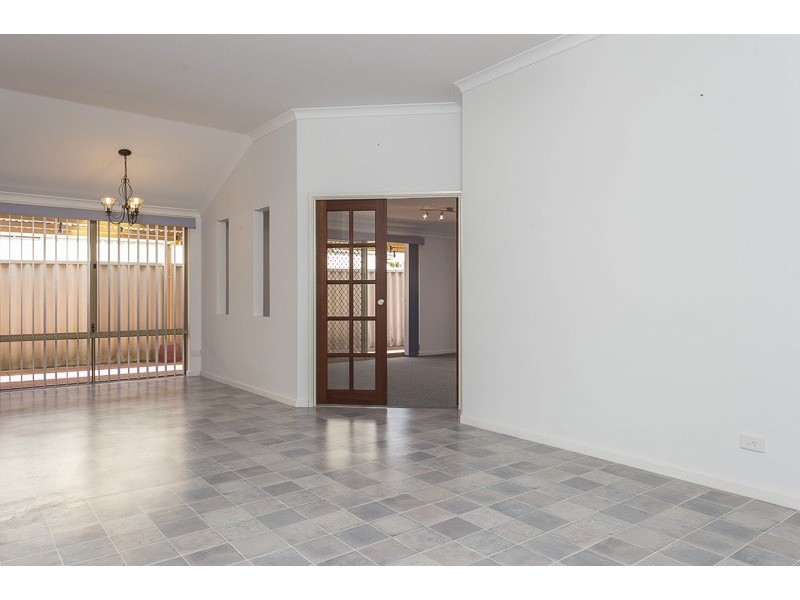 13 Werang Entrance, South Guildford WA 6055