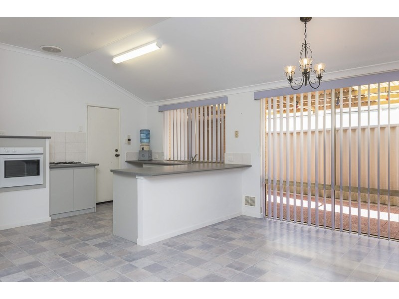 13 Werang Entrance, South Guildford WA 6055