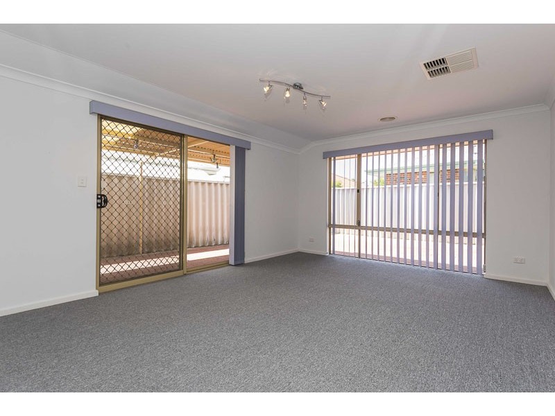 13 Werang Entrance, South Guildford WA 6055