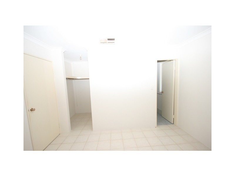 2 Myago Court, South Guildford WA 6055