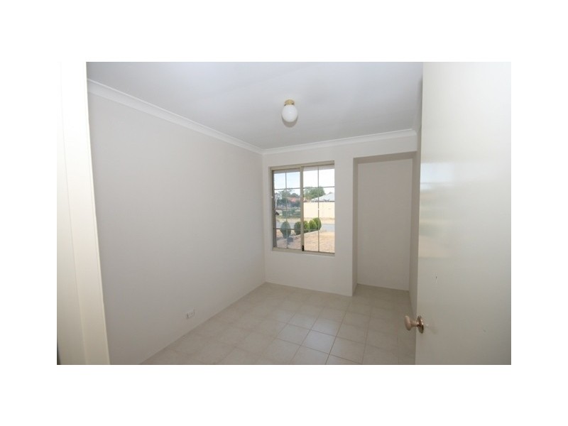 2 Myago Court, South Guildford WA 6055