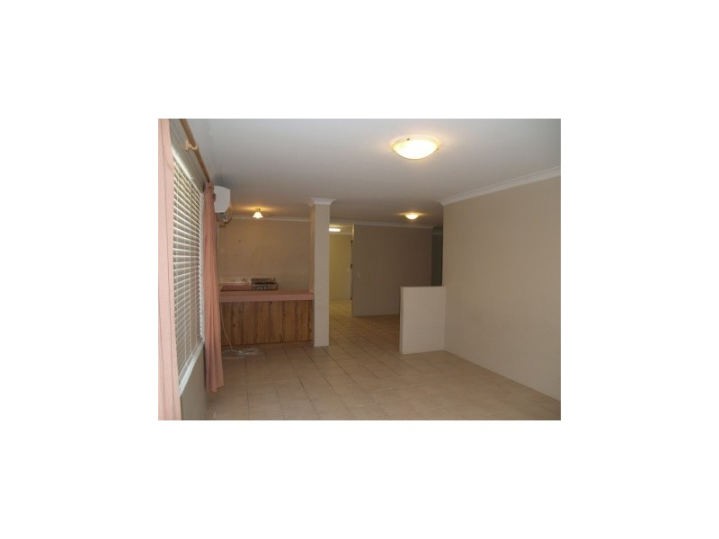 32 Hooley Road, Midvale WA 6056