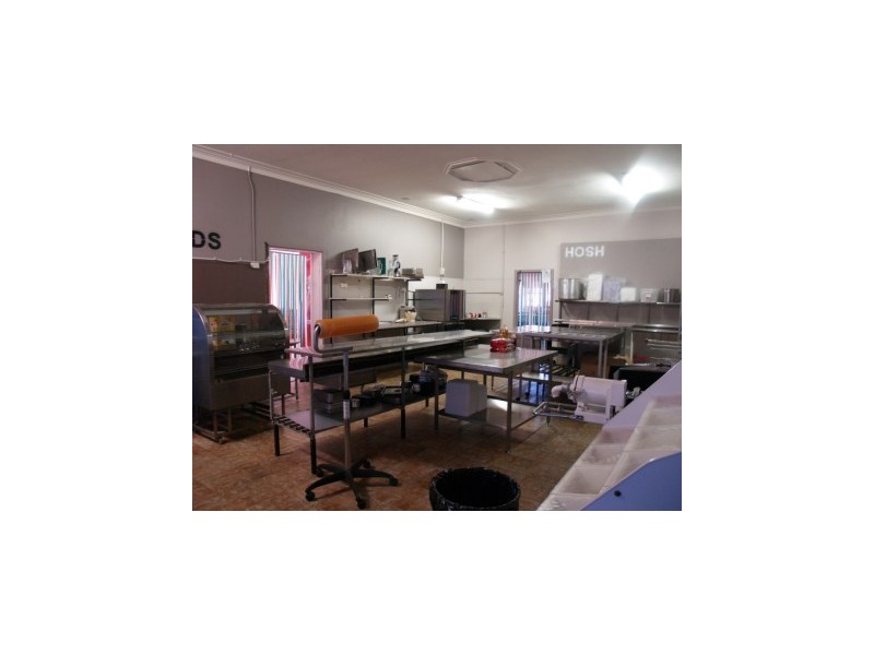 32 Hooley Road, Midvale WA 6056