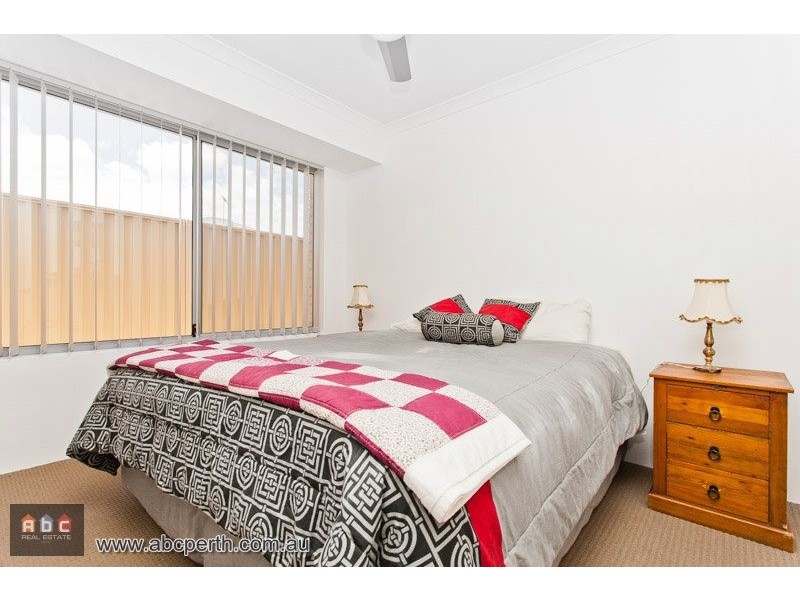 11 Yonga Way, South Guildford WA 6055