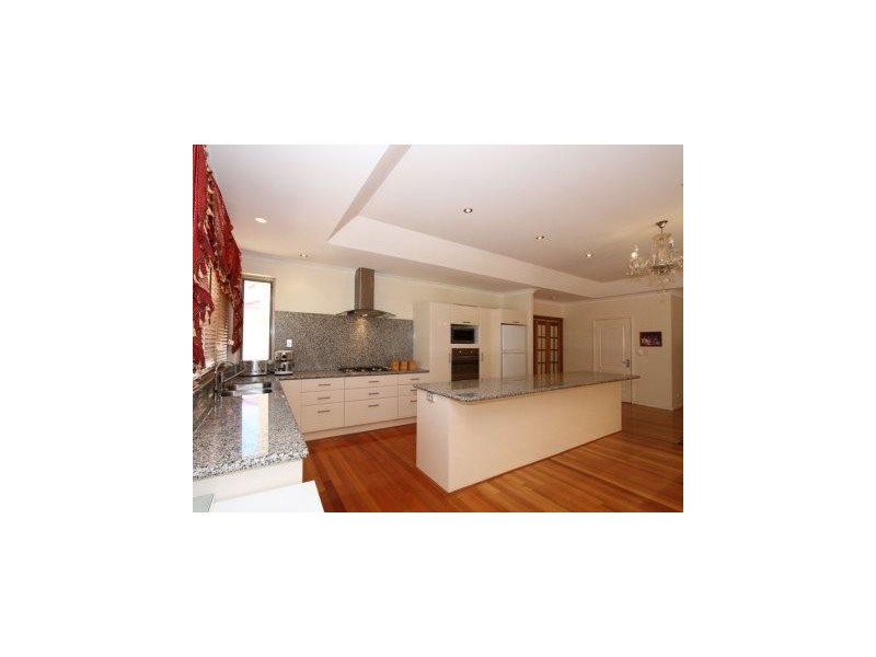 72 Silver Princess Way, Jane Brook WA 6056