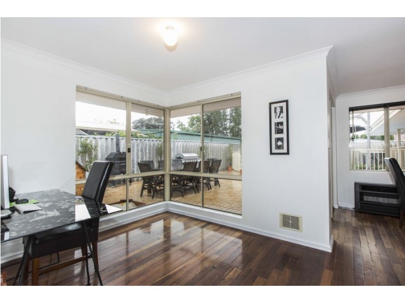 11 Nyinda Entrance, South Guildford WA 6055