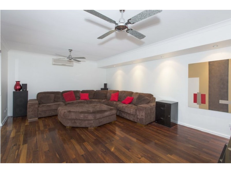 11 Nyinda Entrance, South Guildford WA 6055