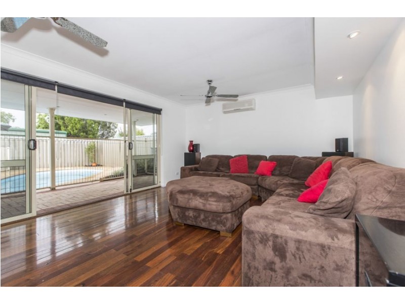 11 Nyinda Entrance, South Guildford WA 6055