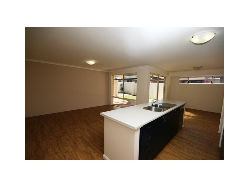 6 Centenary Court, Bassendean WA 6054