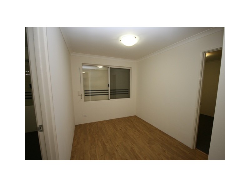 6 Centenary Court, Bassendean WA 6054