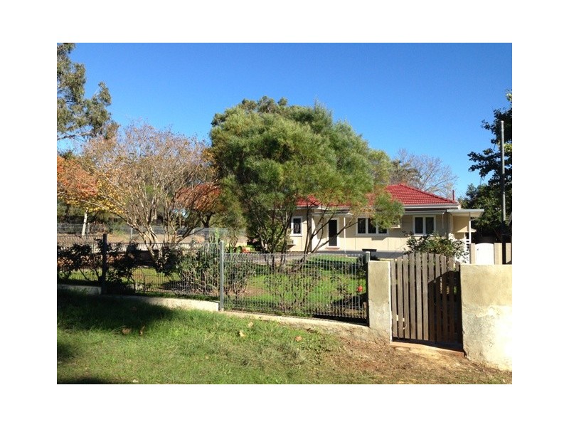 4 Victoria Street, Guildford WA 6055