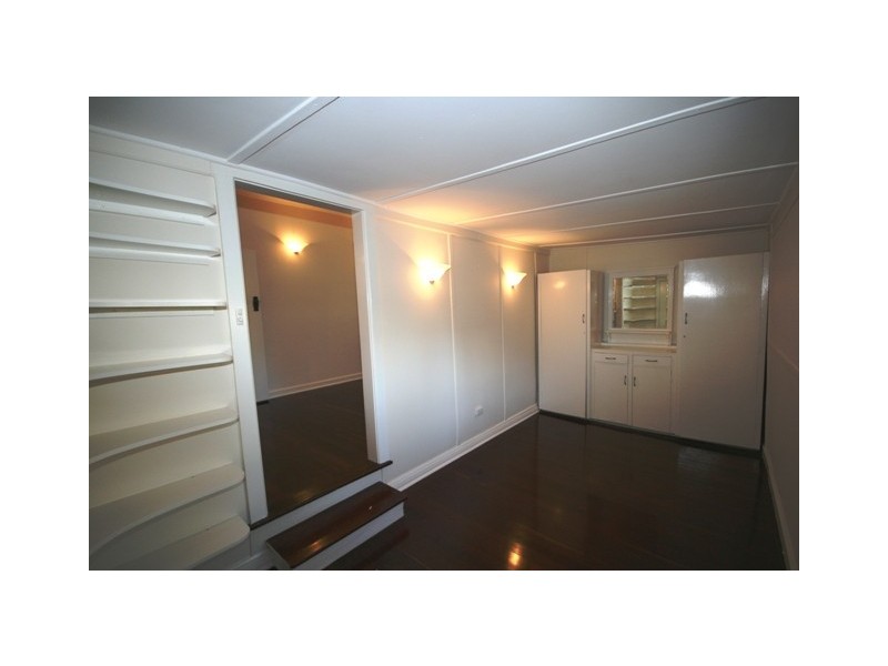 4 Victoria Street, Guildford WA 6055