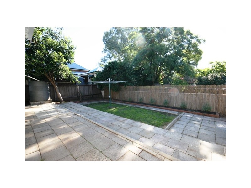 4 Victoria Street, Guildford WA 6055