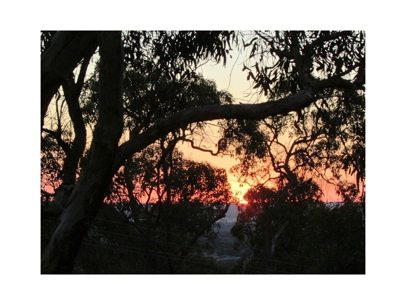 1 Gray Road, Gooseberry Hill WA 6076