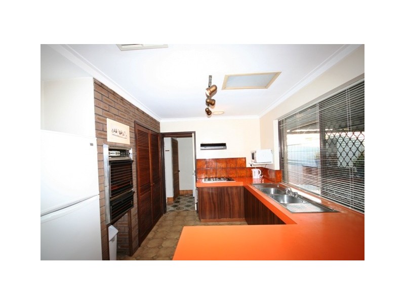 52 Thorburn Avenue, Beechboro WA 6063