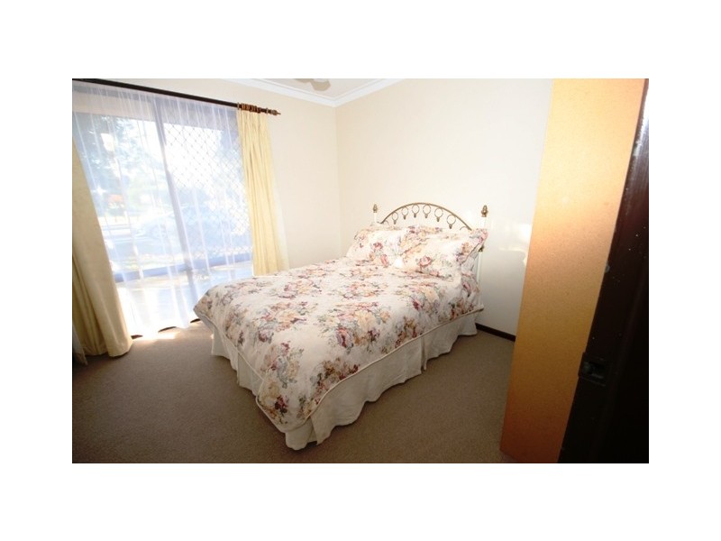 52 Thorburn Avenue, Beechboro WA 6063