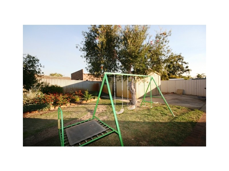 52 Thorburn Avenue, Beechboro WA 6063