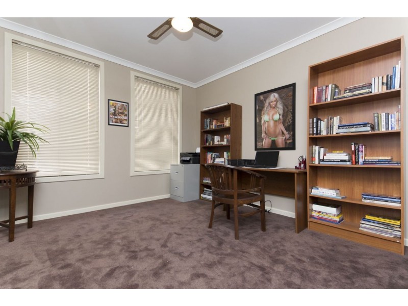 5 Januk Turn, South Guildford WA 6055