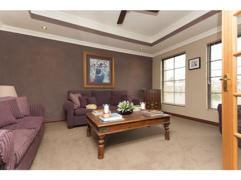 5 Januk Turn, South Guildford WA 6055