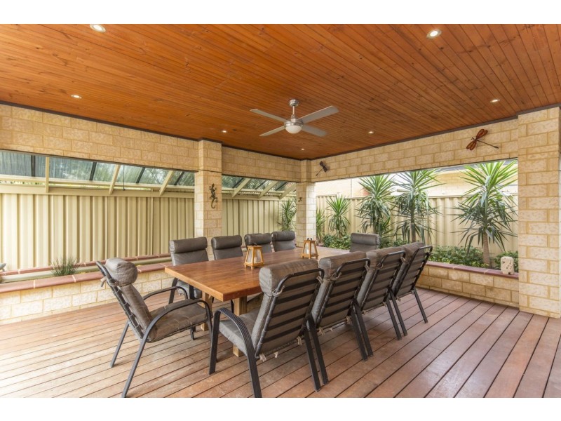 5 Januk Turn, South Guildford WA 6055