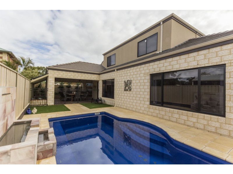 5 Januk Turn, South Guildford WA 6055