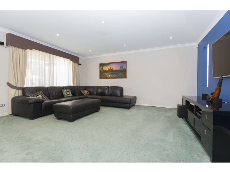5 Elford Corner, High Wycombe WA 6057