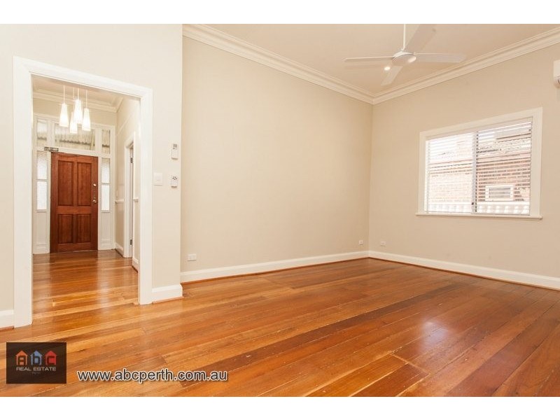25 William Street, Midland WA 6056