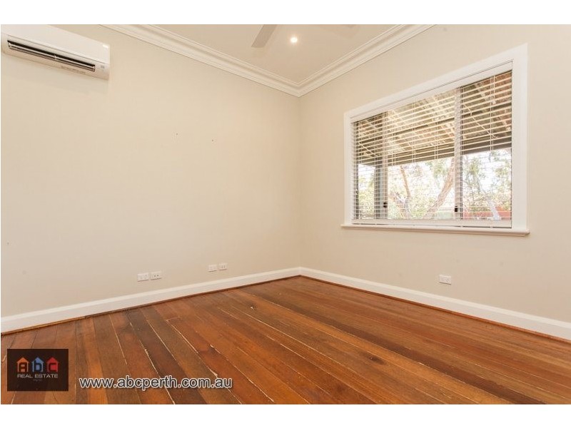 25 William Street, Midland WA 6056