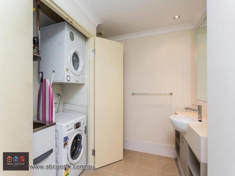 49/18 Wellington Street, East Perth WA 6004