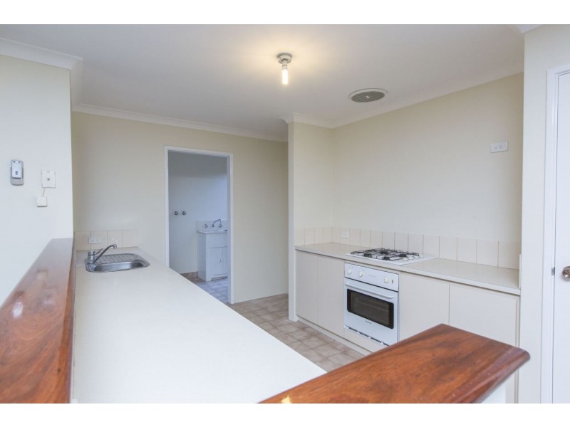 2/131 West Road, Bassendean WA 6054