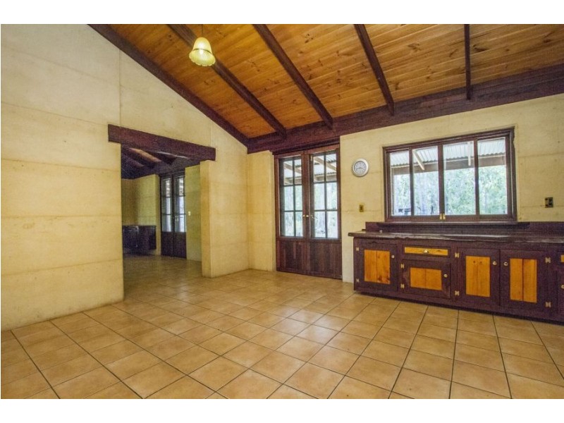 8 Ballymore Place, Gidgegannup WA 6083