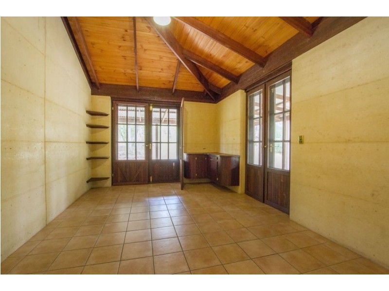 8 Ballymore Place, Gidgegannup WA 6083