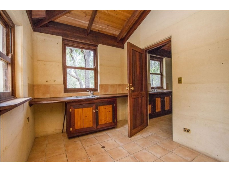 8 Ballymore Place, Gidgegannup WA 6083