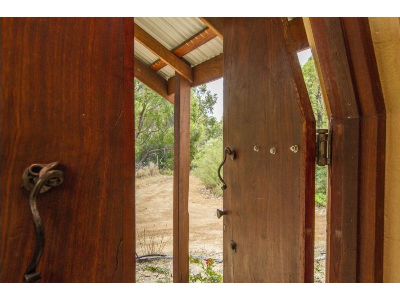 8 Ballymore Place, Gidgegannup WA 6083