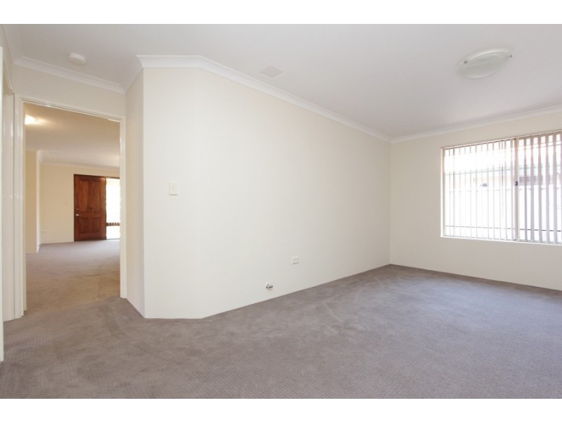 1/131 West Road, Bassendean WA 6054