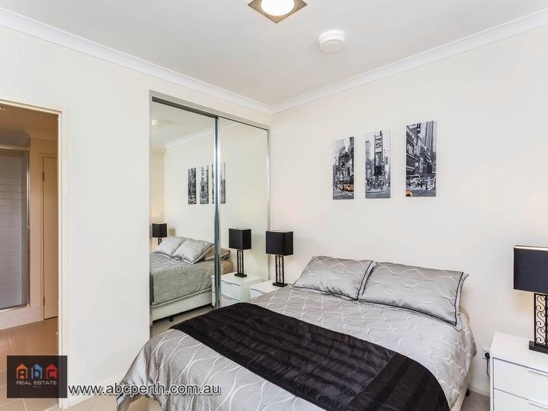 49/18 Wellington Street, East Perth WA 6004