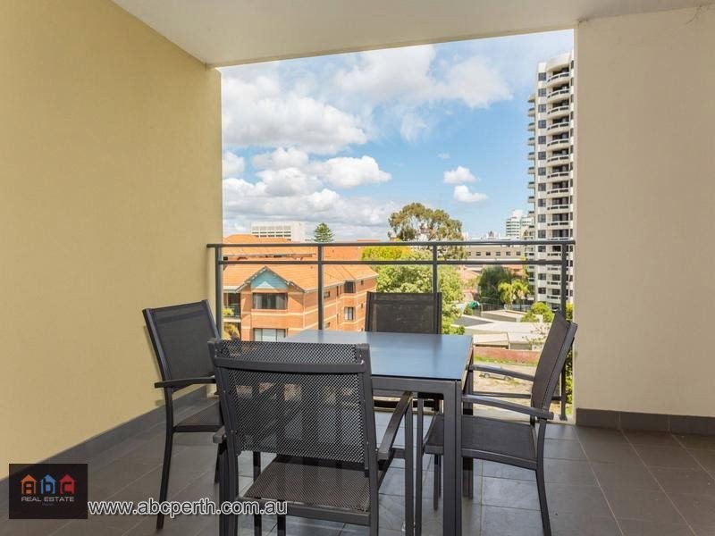 49/18 Wellington Street, East Perth WA 6004