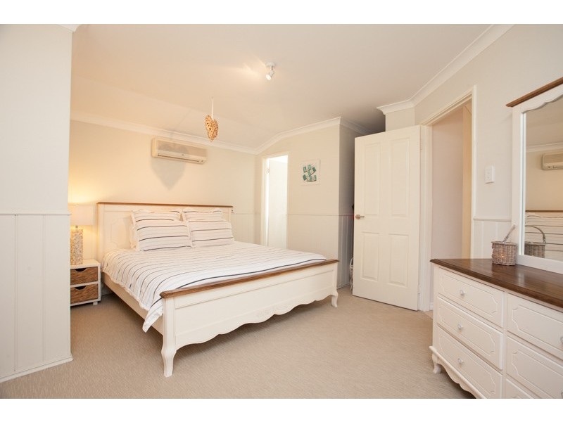 5 Warnt Court, South Guildford WA 6055