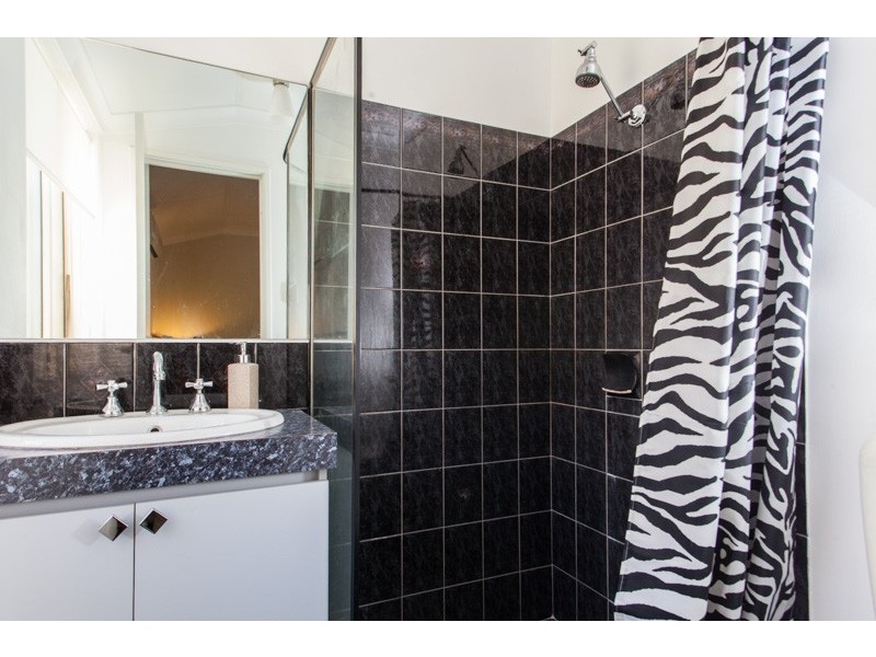 5 Warnt Court, South Guildford WA 6055