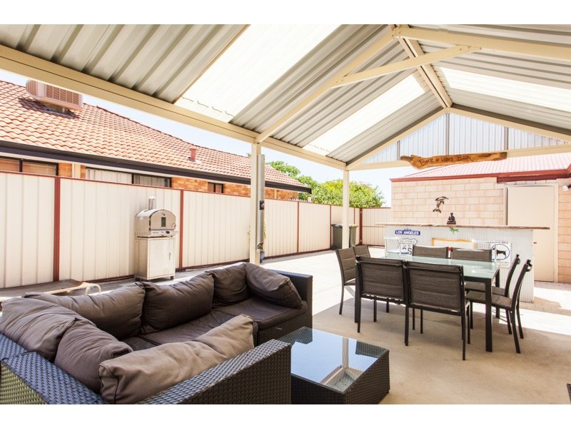 5 Warnt Court, South Guildford WA 6055