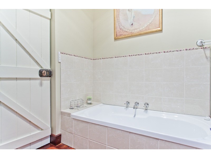 1250 Cook Street, Mount Helena WA 6082