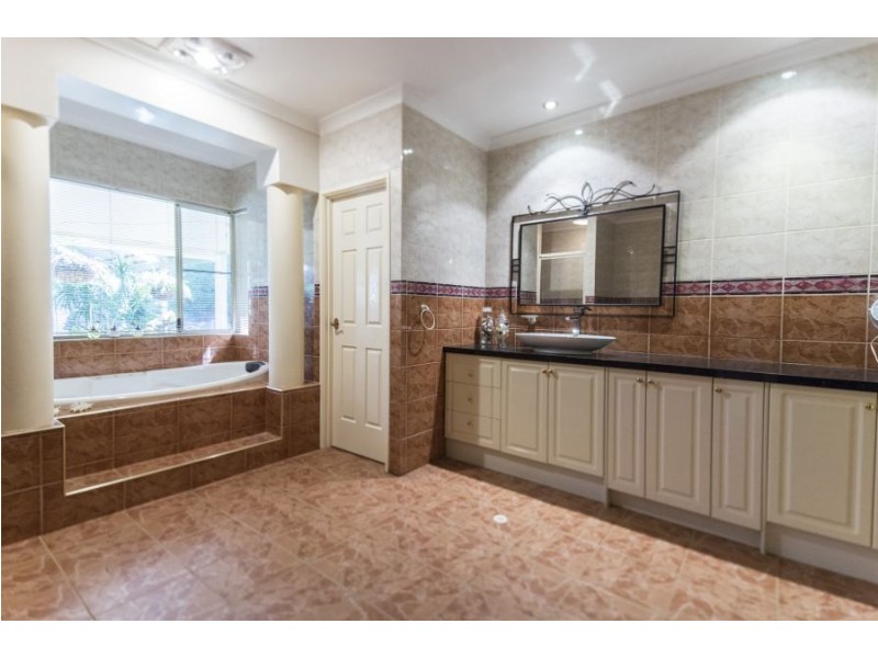 103 Ridgewood loop, Bullsbrook WA 6084